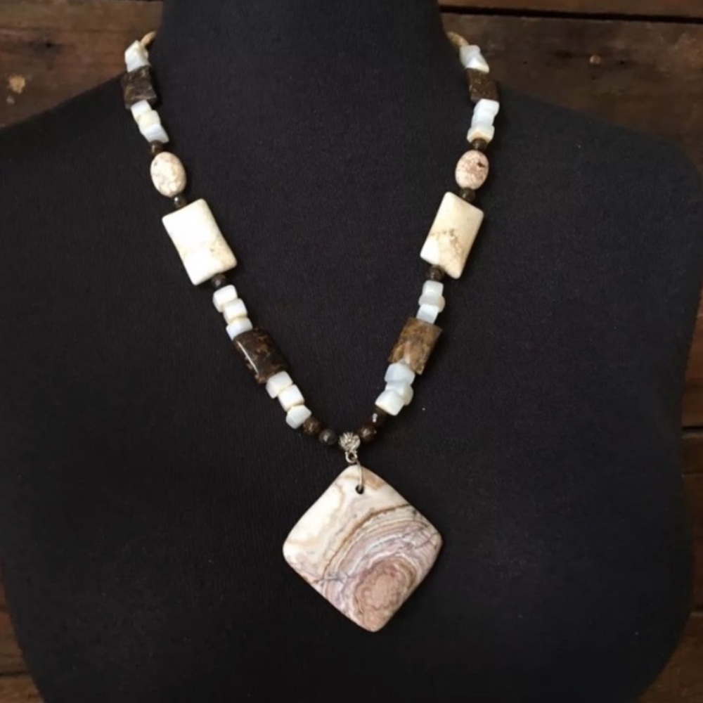 Vintage Jasper Pendant Stone Beaded Necklace